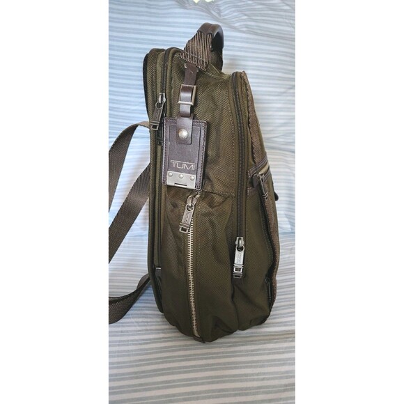 Tumi Alpha Bravo Greely Sling Backpack Green Canvas/ Leather 223170LH - Picture 4 of 10